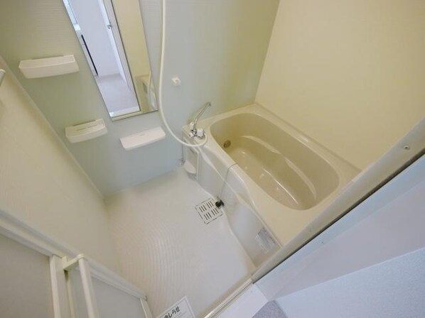 アンソレイェIIIの物件内観写真